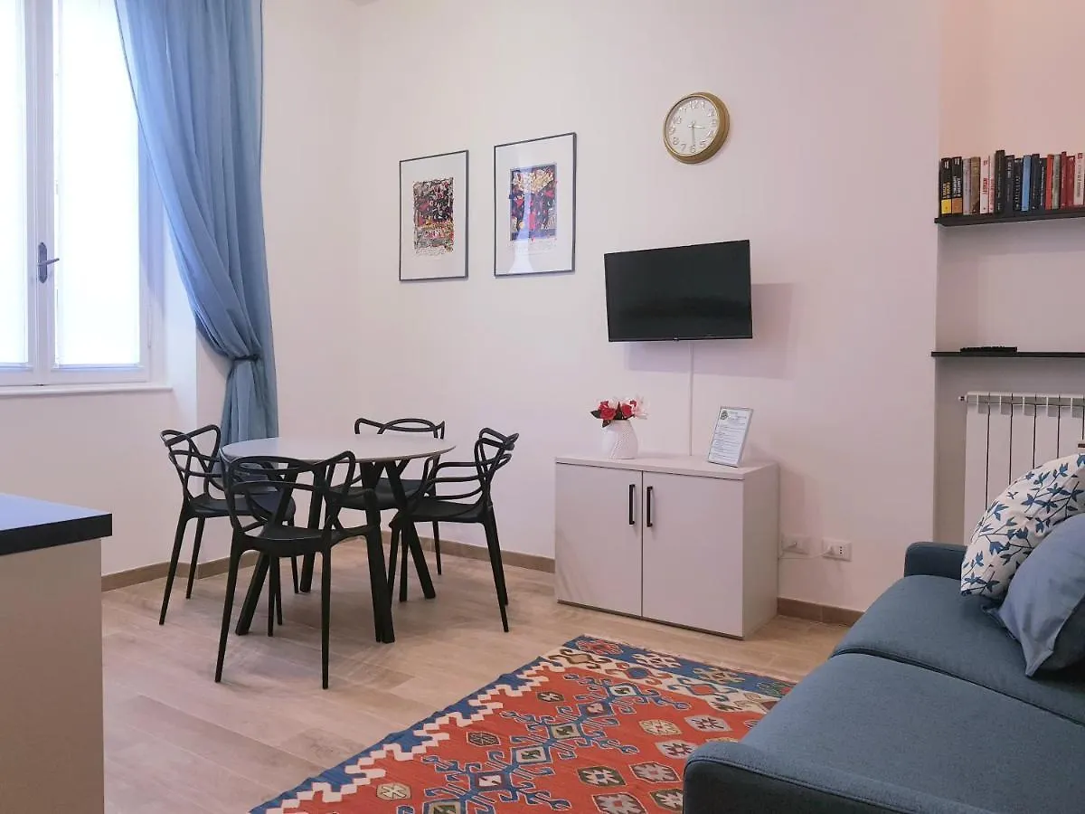 Elegante ed incantevole appartamento nel cuore di Genova 0*,  Italia