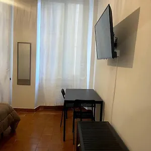 Appartamento Ridi Che Ti Passa In Vico Lavagna